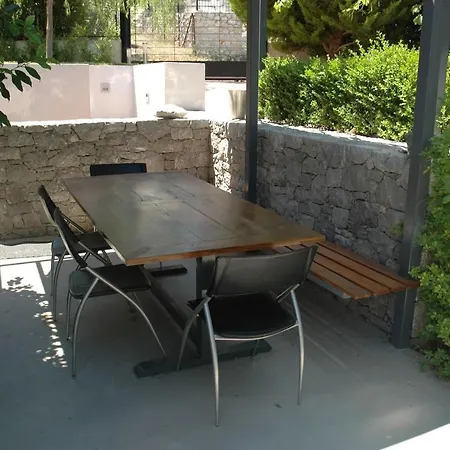 Saltyvilla With Amazing View * Corinth