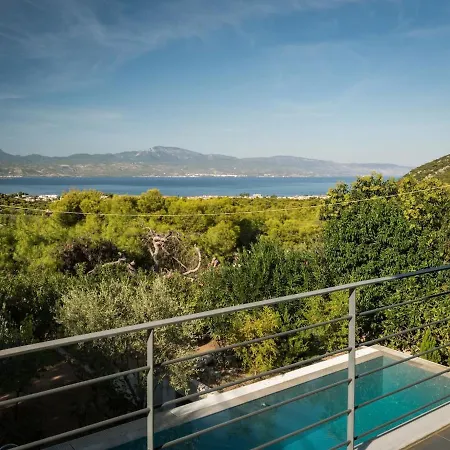 Saltyvilla With Amazing View * Corinth